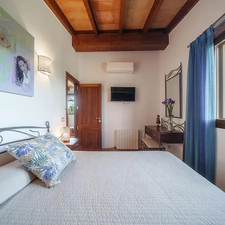 Villa Son Bosc *